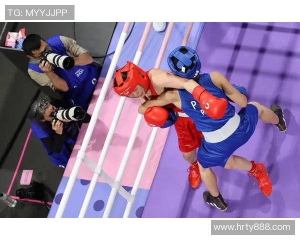 赵帅与伊萨精彩对决视频回顾赛场瞬间尽显拳击魅力与实力较量